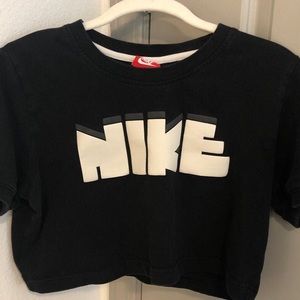 nike crop top